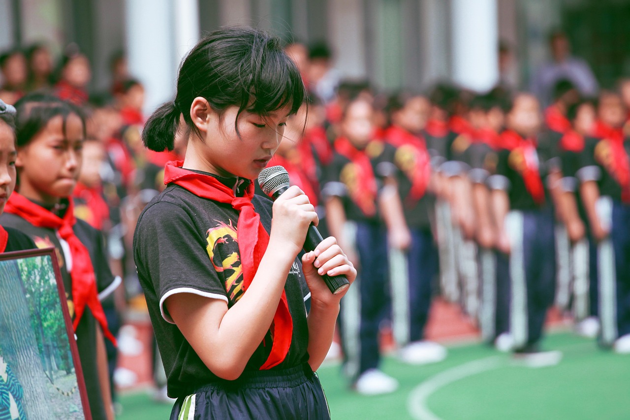 穿越时空的课堂，三年级学生体验汉服文化